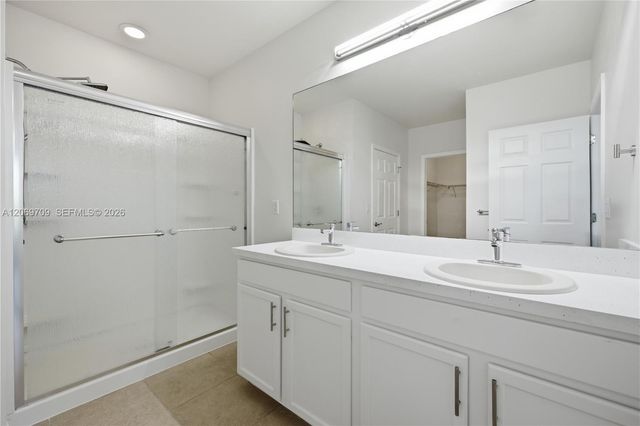 10288 Silver Pond Lane, Lehigh Acres, FL 33936