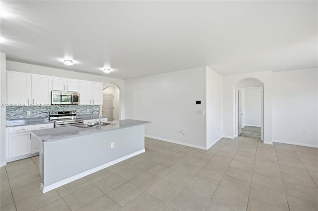 10288 Silver Pond Lane, Lehigh Acres, FL 33936
