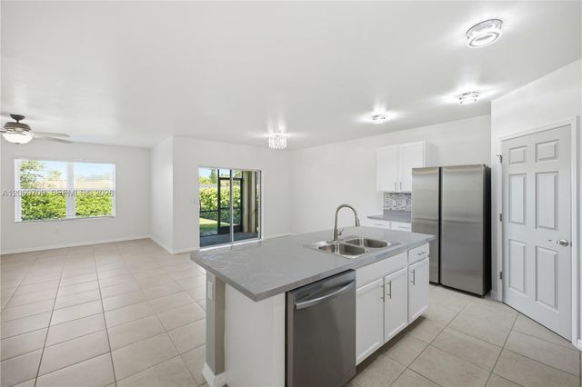 10288 Silver Pond Lane, Lehigh Acres, FL 33936