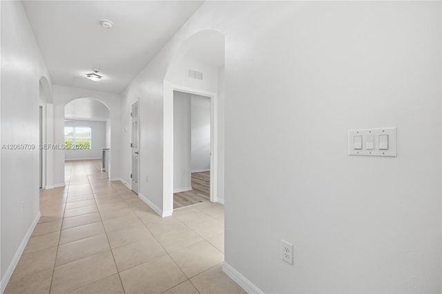 10288 Silver Pond Lane, Lehigh Acres, FL 33936