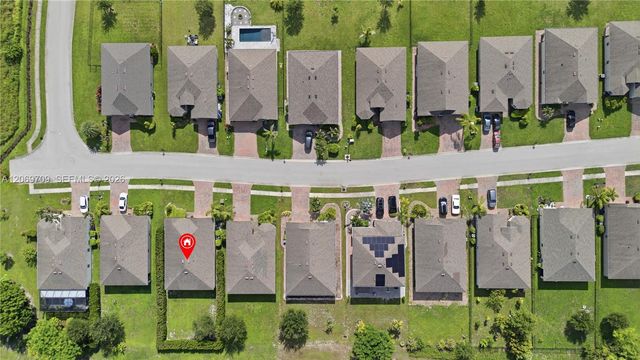 10288 Silver Pond Lane, Lehigh Acres, FL 33936