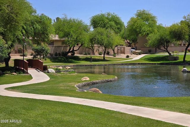 2043 W PERIWINKLE Way, Chandler, AZ 85248