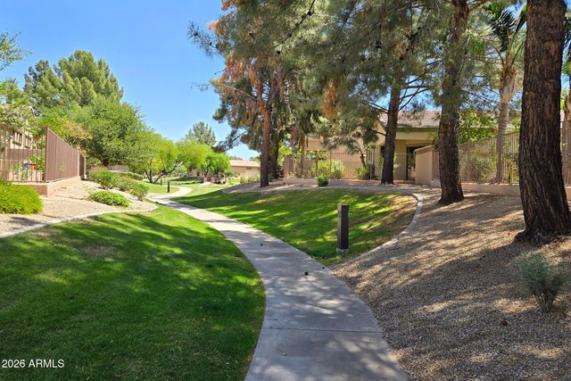 2043 W PERIWINKLE Way, Chandler, AZ 85248