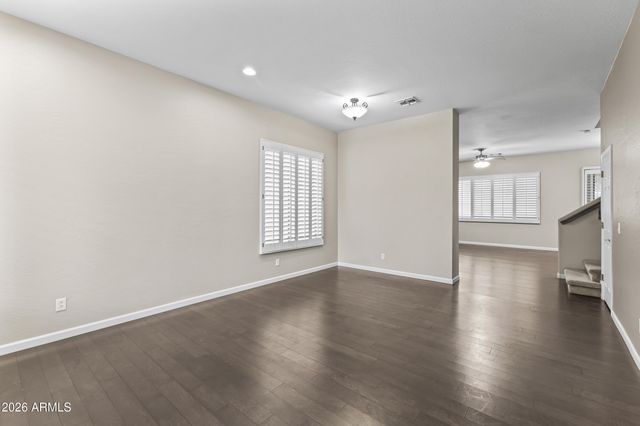 2043 W PERIWINKLE Way, Chandler, AZ 85248