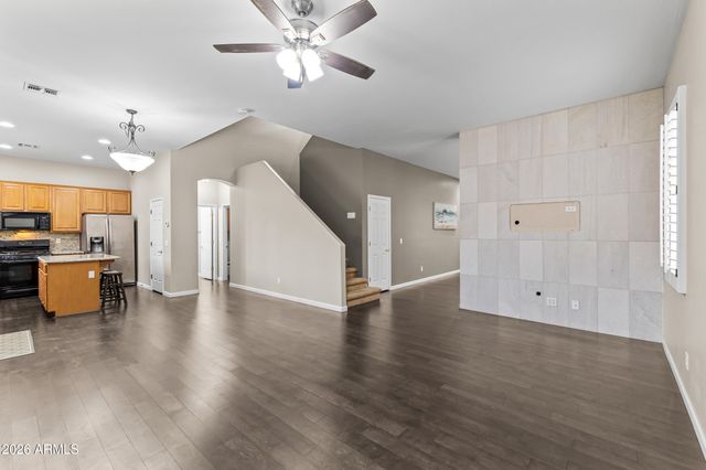 2043 W PERIWINKLE Way, Chandler, AZ 85248