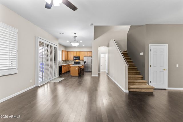 2043 W PERIWINKLE Way, Chandler, AZ 85248