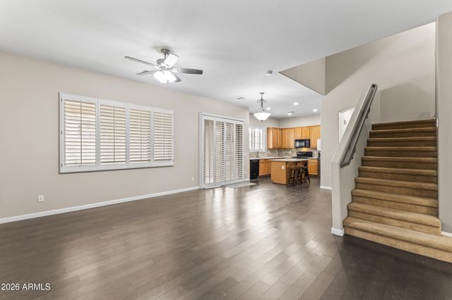 2043 W PERIWINKLE Way, Chandler, AZ 85248