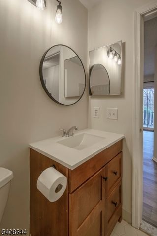 1306 Boxwood Drive, Branchburg Twp., NJ 08876