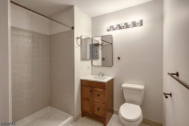 1306 Boxwood Drive, Branchburg Twp., NJ 08876