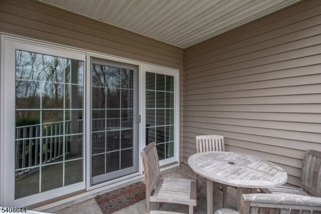 1306 Boxwood Drive, Branchburg Twp., NJ 08876