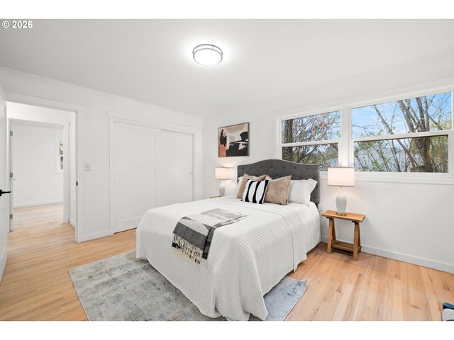 5431 Sw 53RD Ave, Portland, OR 97221