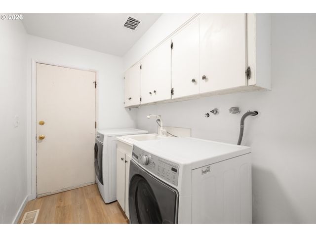 5431 Sw 53RD Ave, Portland, OR 97221