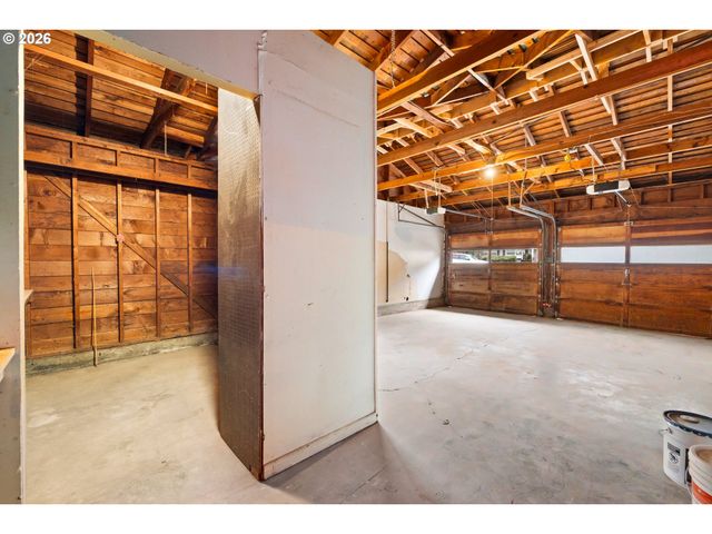 5431 Sw 53RD Ave, Portland, OR 97221