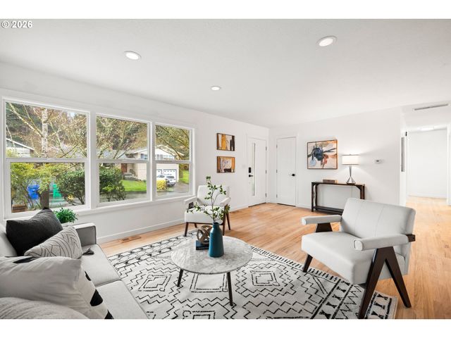 5431 Sw 53RD Ave, Portland, OR 97221