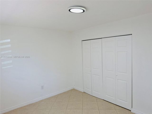 1100 W 35th Street 8, Hialeah, FL 33012