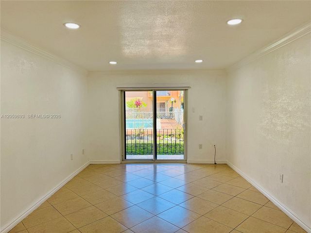 1100 W 35th Street 8, Hialeah, FL 33012