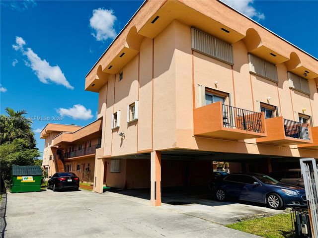 1100 W 35th Street 8, Hialeah, FL 33012