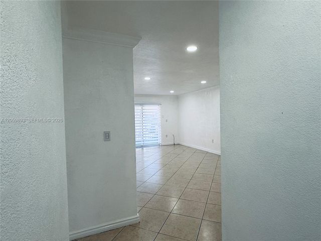 1100 W 35th Street 8, Hialeah, FL 33012