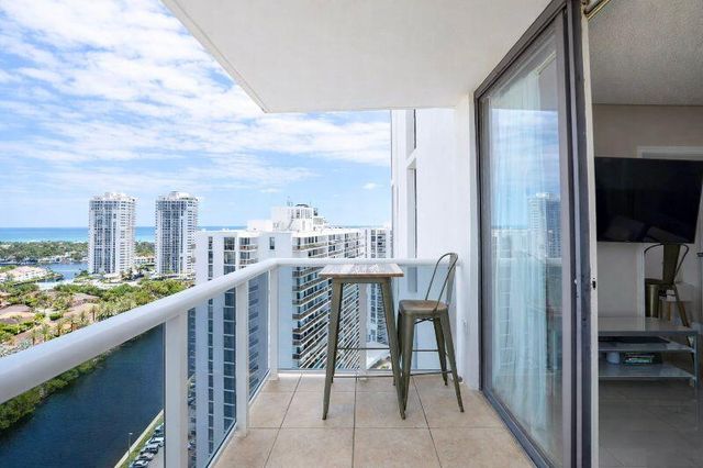 3675 N Country Club Drive 2401, Aventura, FL 33180