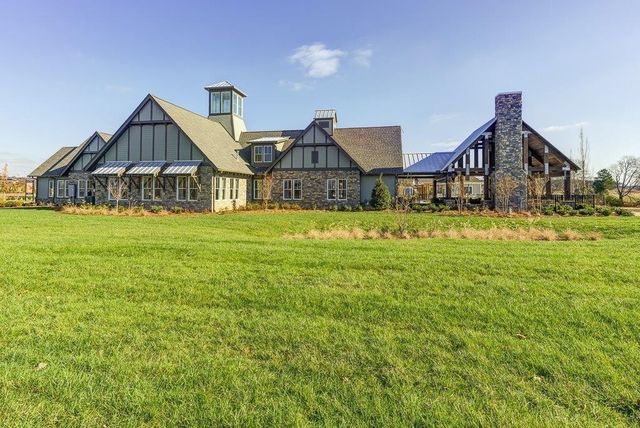 817 Saint Clair Avenue, Thompsons Station, TN 37179