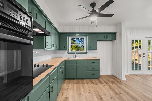 2712 37th Street, Lubbock, TX 79413