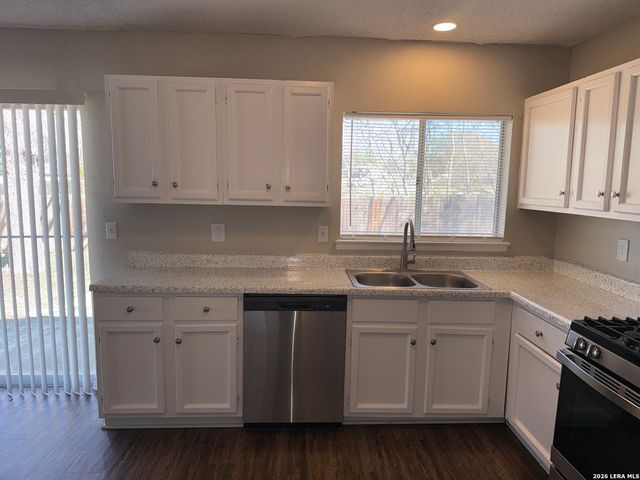 6011 Little Brandywine, San Antonio, TX 78233