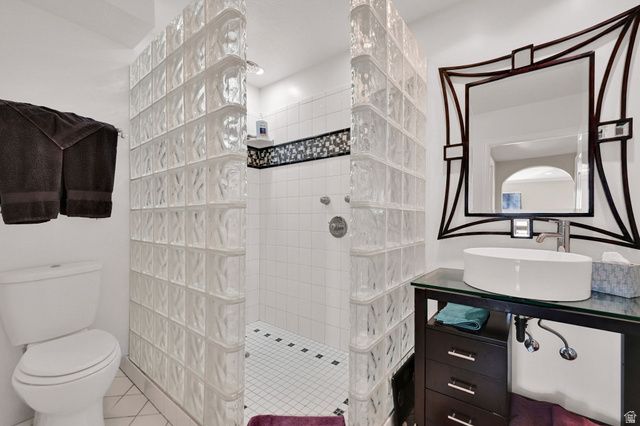 5729 MAIN POINT BLVD, South Ogden, UT 84405