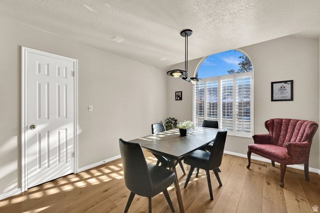 5729 MAIN POINT BLVD, South Ogden, UT 84405