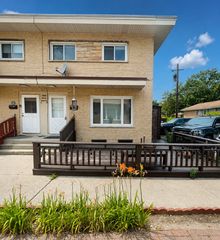4718 Church Street D, Skokie, IL 60076