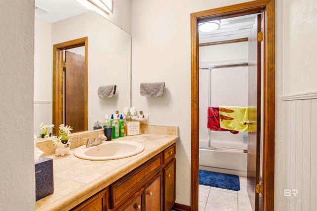 106 Lively Circle, Daphne, AL 36526