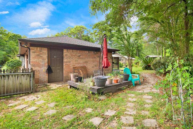 106 Lively Circle, Daphne, AL 36526