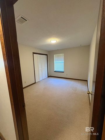 106 Lively Circle, Daphne, AL 36526