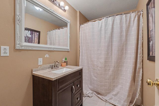 12 Wintercreek Drive, Mayflower, AR 72106