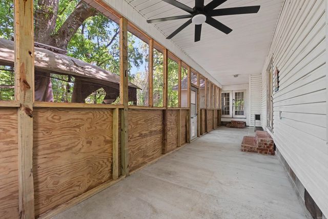 12 Wintercreek Drive, Mayflower, AR 72106