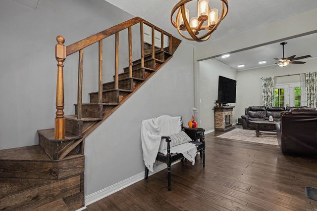 12 Wintercreek Drive, Mayflower, AR 72106