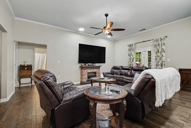 12 Wintercreek Drive, Mayflower, AR 72106