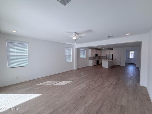4323 W Palace Station Road, New River, AZ 85087