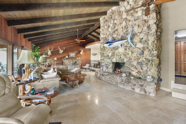 10550 E Kettleman Ln, Lodi, CA 95240