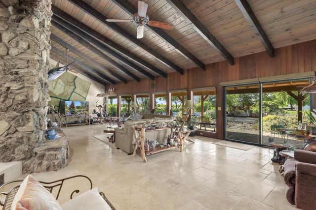 10550 E Kettleman Ln, Lodi, CA 95240