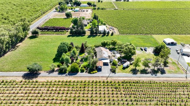 10550 E Kettleman Ln, Lodi, CA 95240