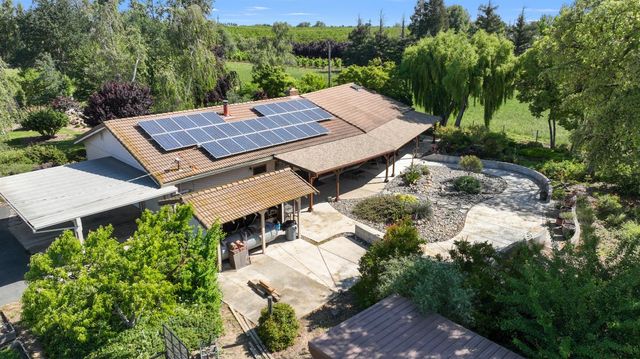 10550 E Kettleman Ln, Lodi, CA 95240