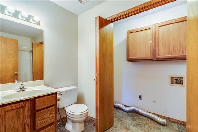 118 E Chestnut, Mulvane, KS 67110