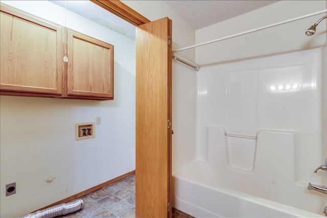 118 E Chestnut, Mulvane, KS 67110