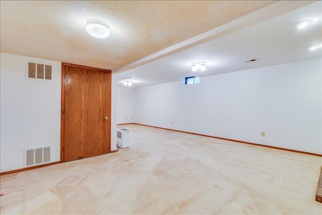 118 E Chestnut, Mulvane, KS 67110