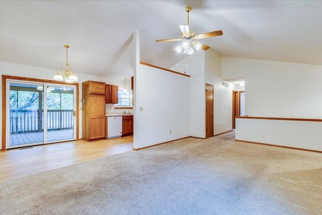 118 E Chestnut, Mulvane, KS 67110
