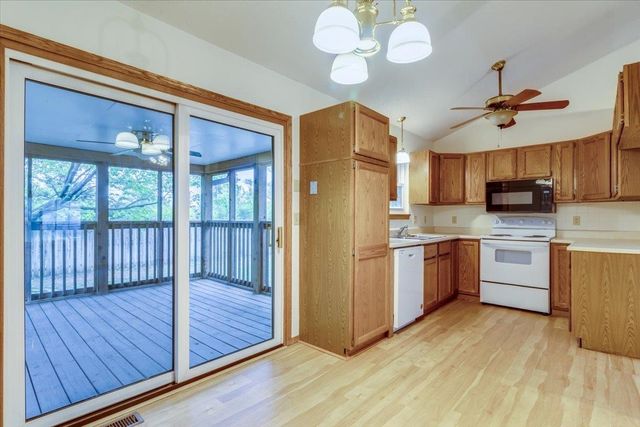 118 E Chestnut, Mulvane, KS 67110