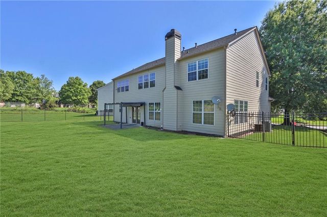 1467 Kilchis Falls Way, Braselton, GA 30517