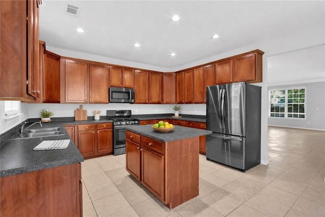 1467 Kilchis Falls Way, Braselton, GA 30517