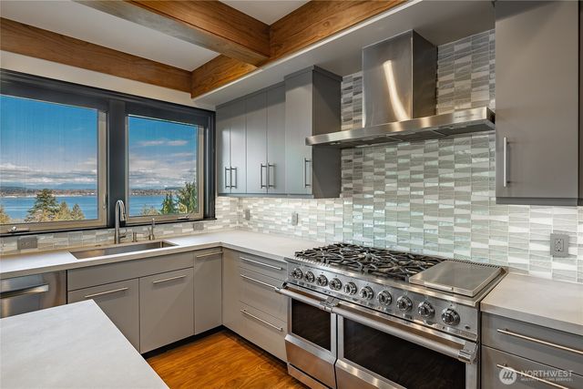 5543 Night Heron Drive, Blaine, WA 98230