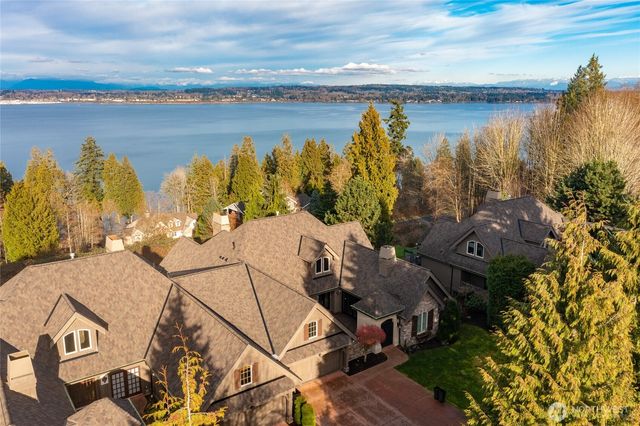 5543 Night Heron Drive, Blaine, WA 98230